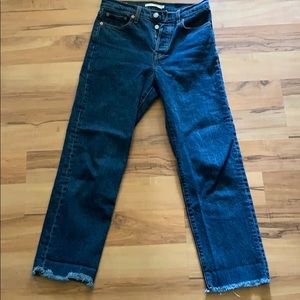 Levi’s wedgie straight jeans with raw hem